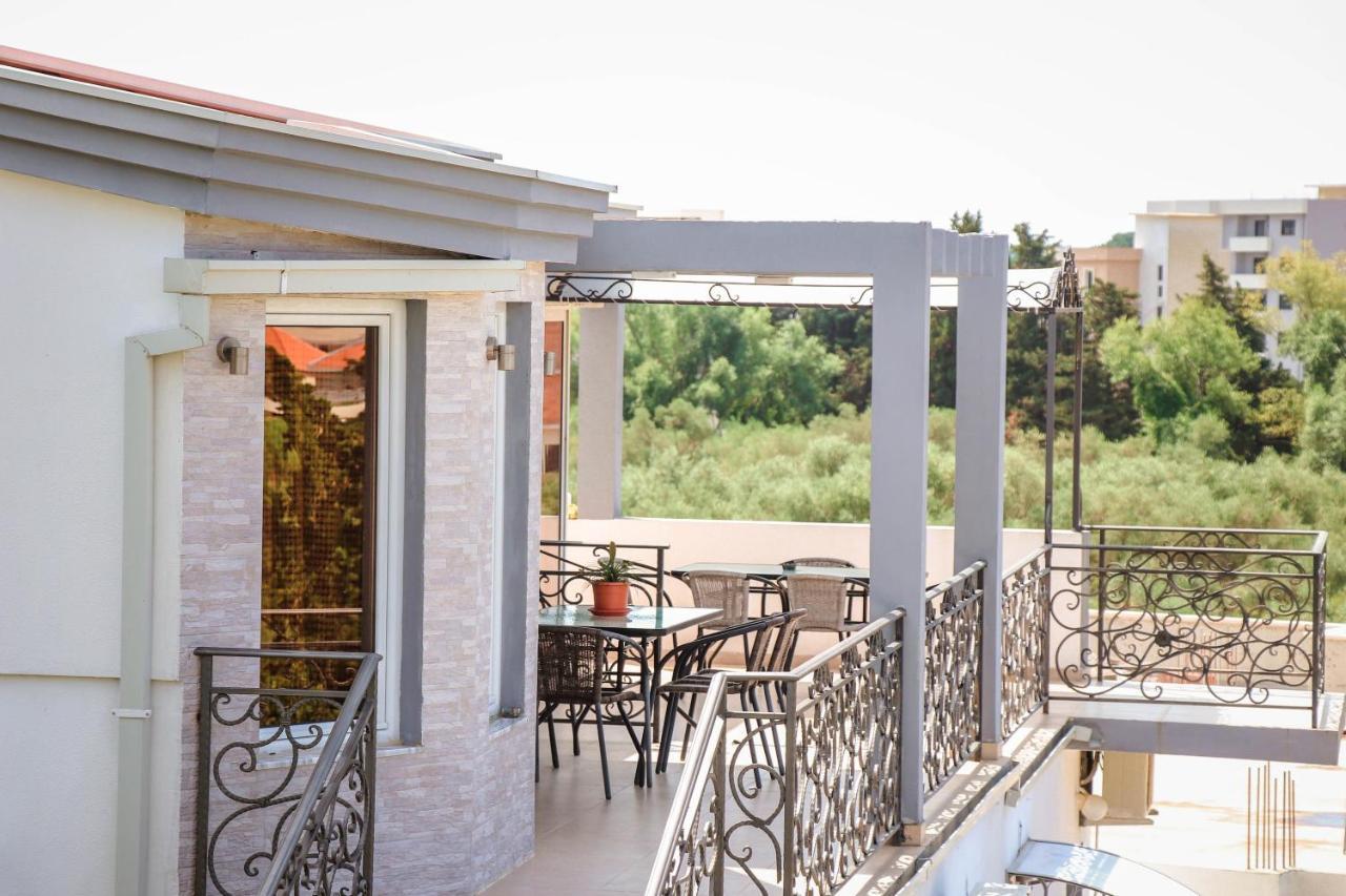 Rejhan Totti Ulcinj Exterior photo