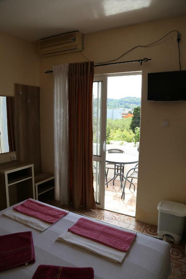 Rejhan Totti Ulcinj Exterior photo